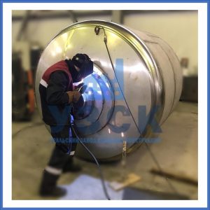 Купить баки и ёмкости из нержавеющей стали от завода УЗСК в Майкопе